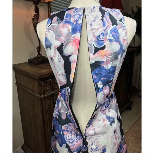 Lexi Drew floral romper, small - Picture 6 of 7